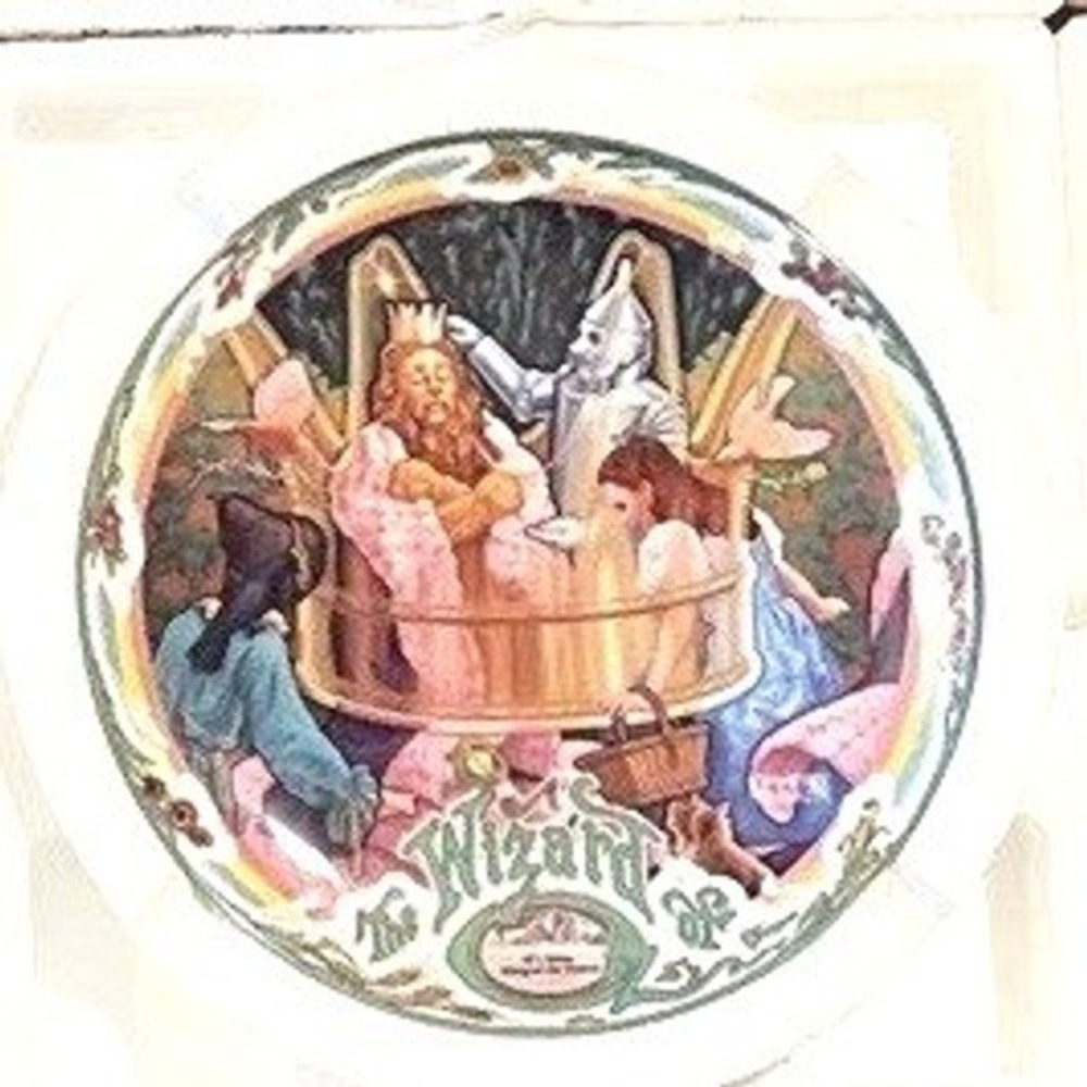 Knowles Wizard of Oz Musical Plate If I Were King of the Forest 8698A CO